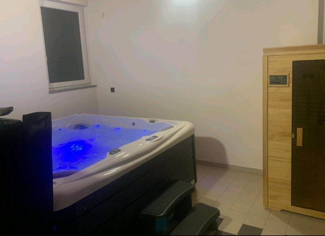 Apartment カルロヴァッツ エクステリア 写真